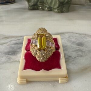 NADRI Elegant Gold and Yellow Glass or better Ring